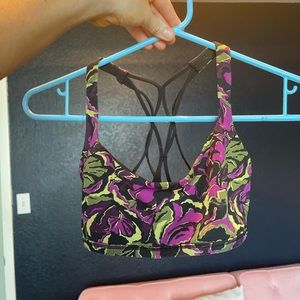 Lululemon Free To Be Light Support Bra